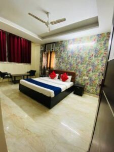 Homely Boys Hostel In Delhi
