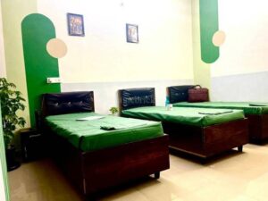 Divine Boys And Girls Paying Guest In Delhi